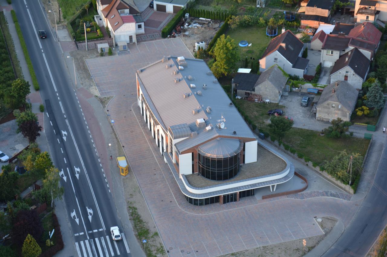 Hotel Kosma Kozmin Esterno foto