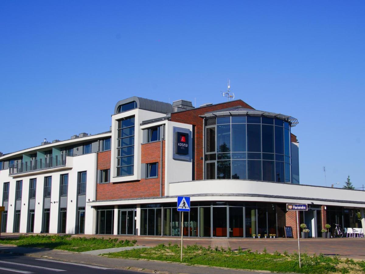 Hotel Kosma Kozmin Esterno foto